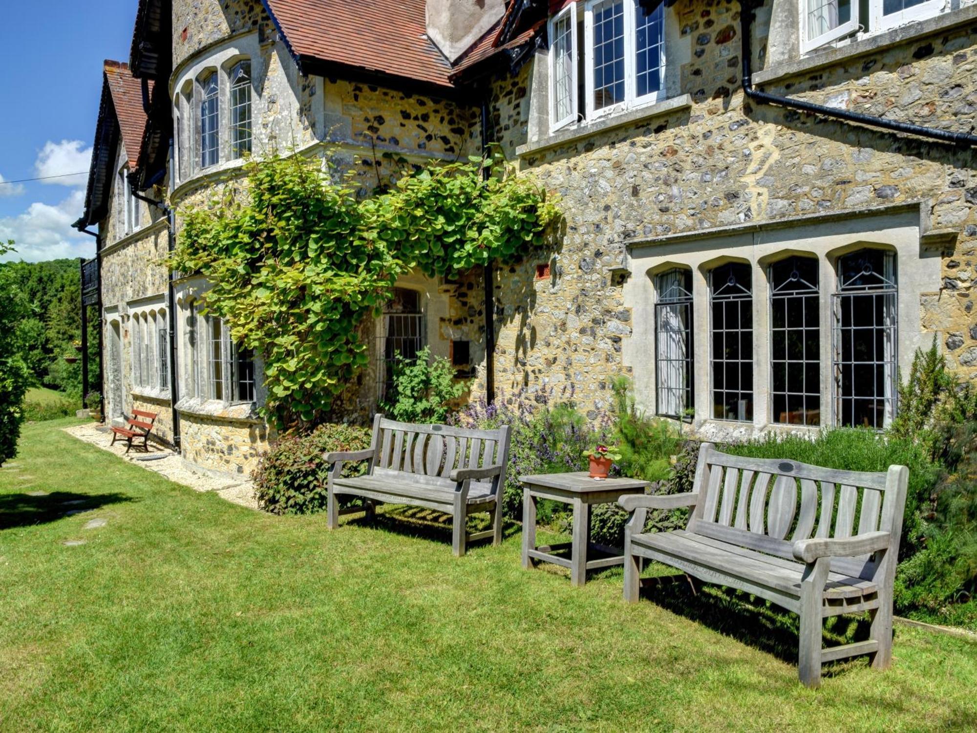 Yha Beer Hostel Seaton Exterior photo